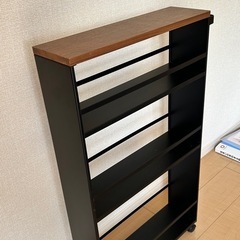 Tower ハンドル付きスリムキッチンワゴンの画像