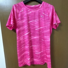 美品♡PUMAのTシャツです☺️