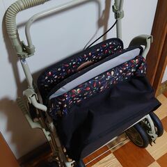 シルバーカー 状態良好の画像