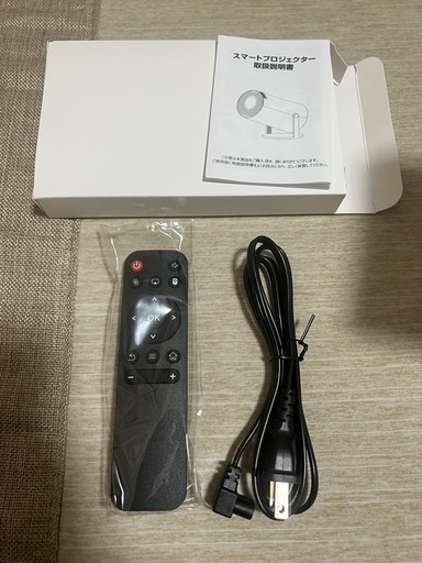 プロジェクター 軽量 本体 家庭用 天井投影 小型 270度回転 DVD Android TV 11.0 5G wi-fi リモコン付
