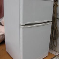 ２０１９年　90Ｌ　２ドア冷蔵庫　中古