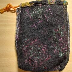 巾着袋　絞り加工の画像