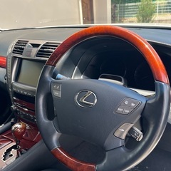 美車　希少走行58,000km LEXUS LS600h ハイブリッド　4WDの画像