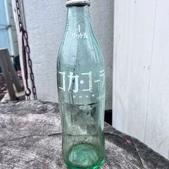 空瓶　空き缶　昭和レトロの画像