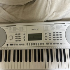電子ピアノの画像