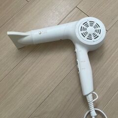 ホリスティックキュア　ドライヤー