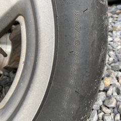 110/90 13 タイヤ探しています