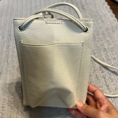 ショルダーバッグの画像