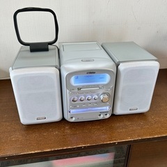 ミニコンポ　CD MD カセット ラジオ