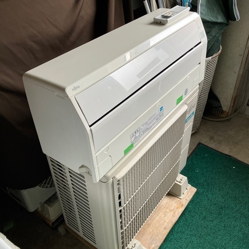 佐賀中古エアコン日立2017年2.2KW取付込税込96番 配る