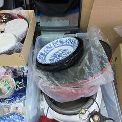 １００円でも売れない物は　日曜限り０円　無料にします　明後日は捨てます