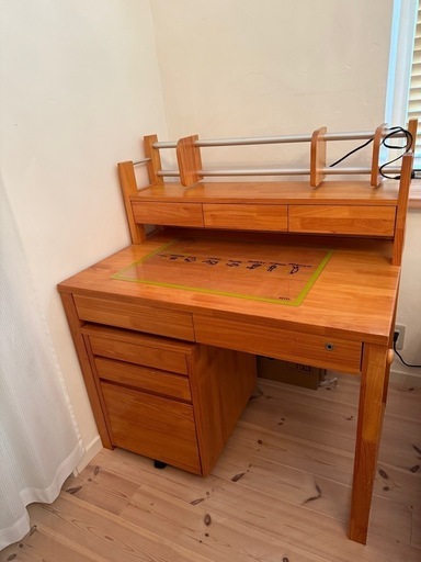 コイズミ　学習机