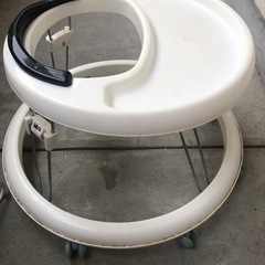 　　本日処分します　赤ちゃん用歩行器