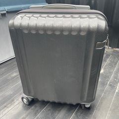 終了:キャリーバッグ訳あり中古品