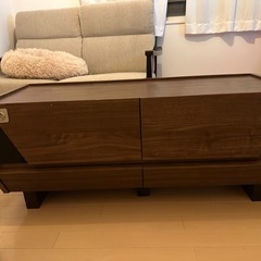 テレビ台の画像