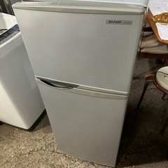 シャープ 冷蔵庫 トップフリーザー 118L シルバー SJ-H12W-Sの画像