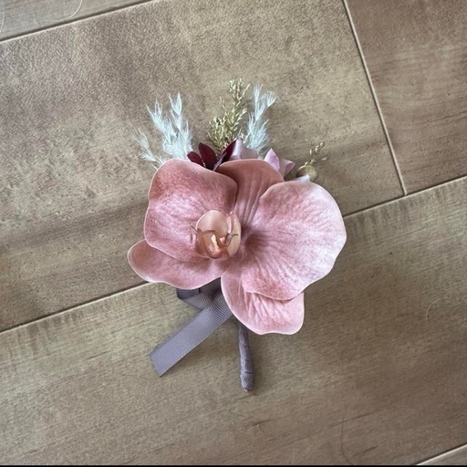 結婚式　ブーケ　ボルドー　胡蝶蘭