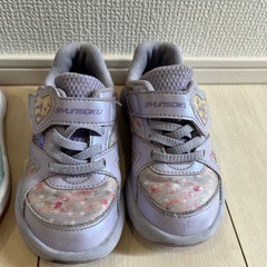 瞬足　女の子　17cm1足、17.５cm２足　3速セットの画像