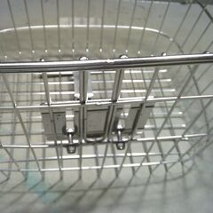 ブリジストン製「前かご」反射板付き「ビス付き」の画像