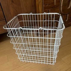 1ヶ月のみ使用　洗濯かご