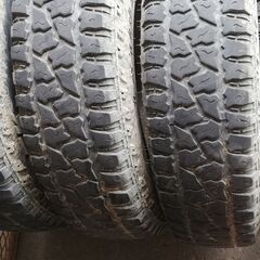 ジムニーjb23 タイヤ175/80R16 91S 4本差し上げます。