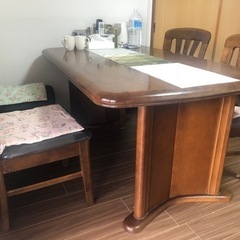 使いやすい、落ち着いた色
