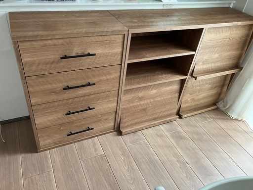 新品・キャビネット　フラップ扉収納