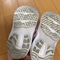 アシックス　スクスク　13.5 子供靴の画像