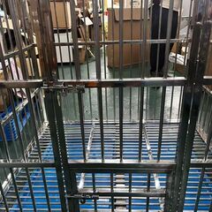 【展示品】 犬用ケージ 大型犬 ケージ 犬小屋 頑丈 ゲージ 犬用ケージ 屋根付き キャスター付き ステンレス トレー 脱走防止 pt088-150の画像