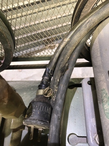 北海道旭川市直接取引限定 iwata 岩田塗装 SU-07NB エアー コンプレッサー タンク 65L 100V 0.75kw 1馬力 通電動作確認済 現状品