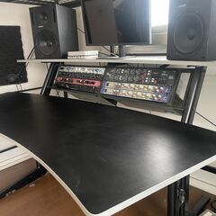  QUIK LOK ( クイックロック ) / Z630 ワークステーション・8Uのラックホルダー付 の画像