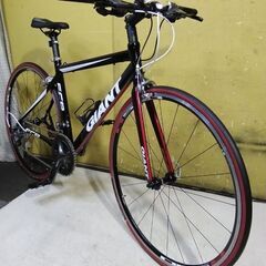 ★受付終了/14日配達予定★GIANT🇹🇼FCRフラットバーロード 16段変速 165cm～ 前後タイヤ🆕 極上車 配達可の画像
