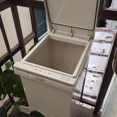 ニトリ　ゴミ箱　ペットボトル　缶の画像