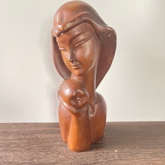 無料　木製　オブジェ　女の人②