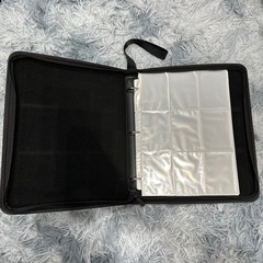 カードホルダーの画像