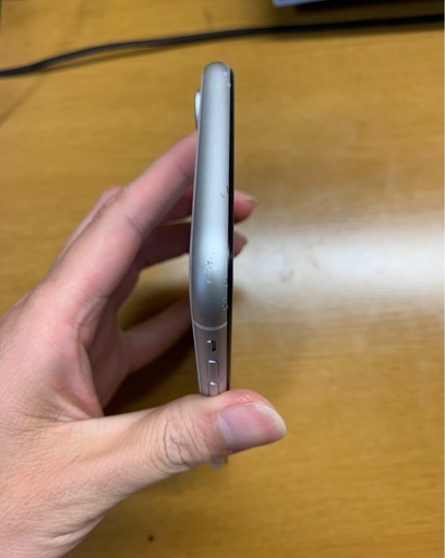 iPhone XR 64GB ホワイト SIMフリー