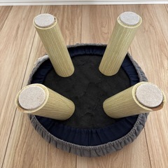 4本足スツールの画像
