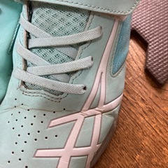 アシックス　23.5の画像