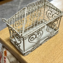 かわいい  ワイヤー小物入れの画像