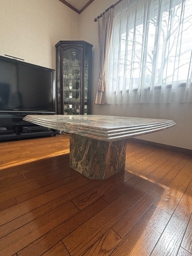 イタリア製大理石ローテーブル 95✖️95