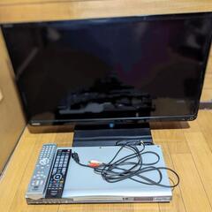 東芝29㌅液晶テレビ　日立DVDプレーヤー