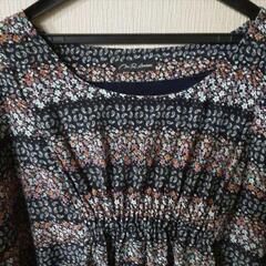 レディース服⑧ゆったり花柄チュニックワンピースの画像