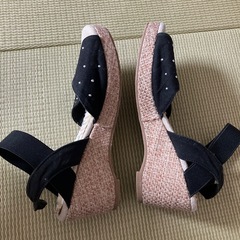 ２３センチ　サンダルの画像