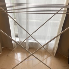 IKEAイケアJALL物干しラックの画像