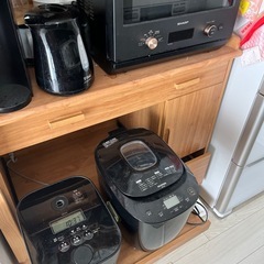 キッチンボード 
食器棚  の画像