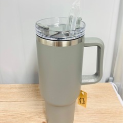 【新品】タンブラー 蓋付き ストロー付き ステンレス 真空断熱 水筒 グレーの画像