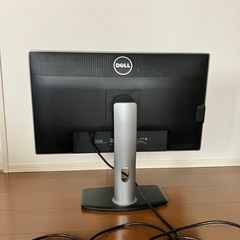 DELL U2713Hm 27インチモニターの画像