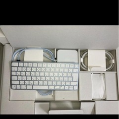 iMac (24インチ, M1, 2021) ブルー 16GB 512GBSSDの画像