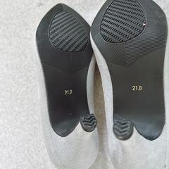 20%オフ‼️21.5cm　パンプスほぼ未使用品です！👠の画像