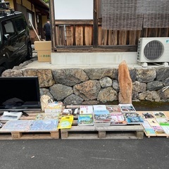 ガレージセール中です。